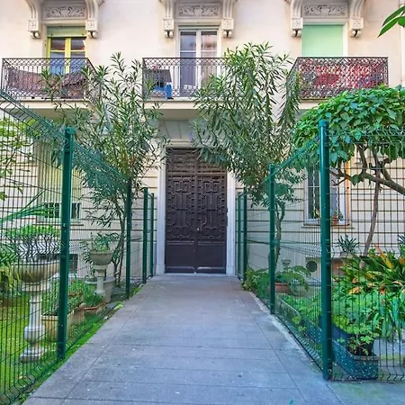 - - Superbe Avec Balcon - Centre - - Appartement Nice