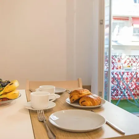 - - Superbe Avec Balcon - Centre - - * Niza