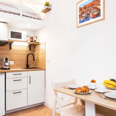 - - Superbe Avec Balcon - Centre - - Nizza